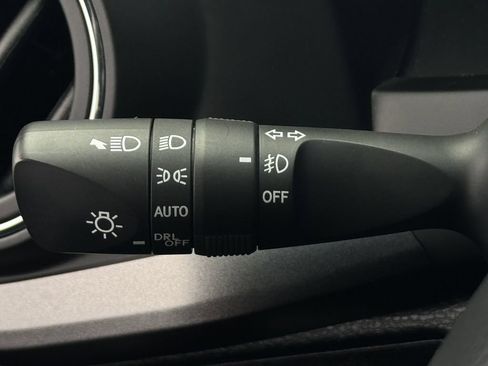 Used 2023 Toyota Tacoma TRD Sport w/ Technology Package AWD/4WD image 21