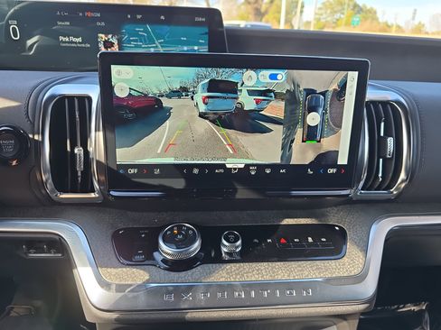 New 2026 Ford Expedition Tremor image 26