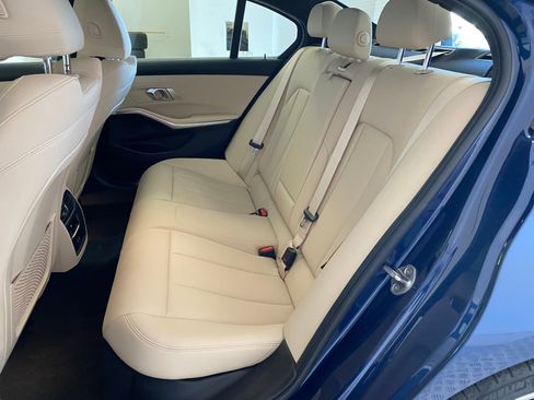 Used 2021 BMW 330i xDrive Sedan w/ Premium Package image 14