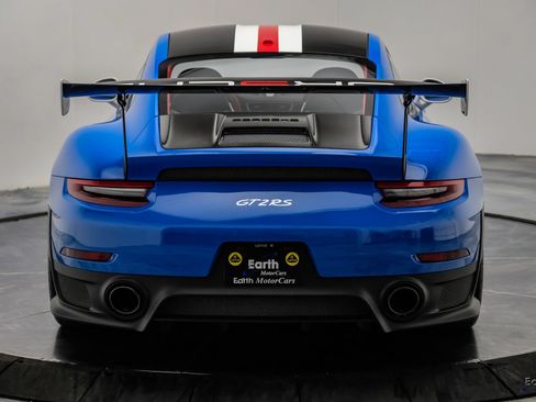 Used 2019 Porsche 911 GT2 RS RWD image 16