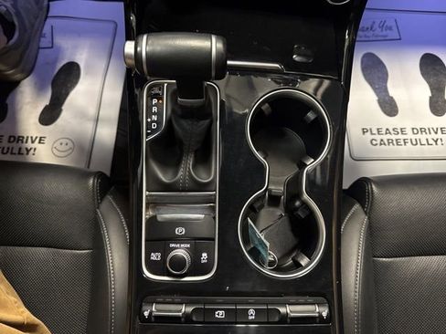 Used 2022 Kia Stinger GT-Line RWD image 11