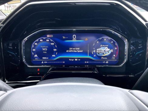Used 2025 Chevrolet Silverado 2500 ZR2 w/ Technology Package AWD/4WD image 19