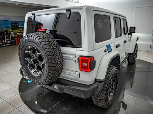 Used 2021 Jeep Wrangler Unlimited Rubicon 4xe w/ Steel Bumper Group AWD/4WD image 15