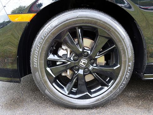 Used 2023 Honda Odyssey Sport image 9