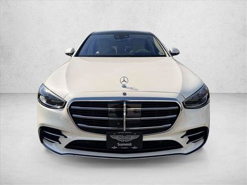 Used 2023 Mercedes-Benz S 500 4MATIC image 2