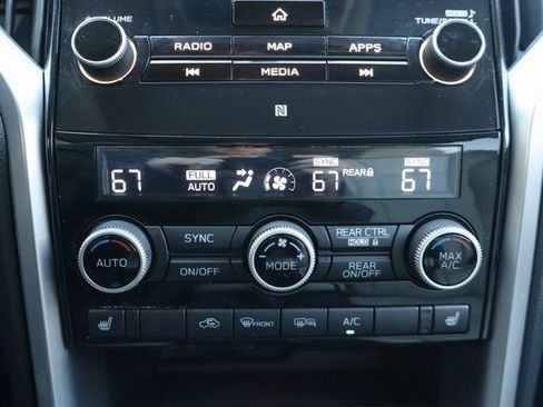 Used 2021 Subaru Ascent Limited w/ Technology Package image 10