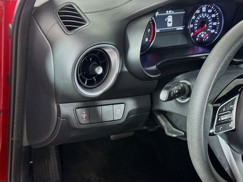 Used 2024 Kia Forte LXS image 17