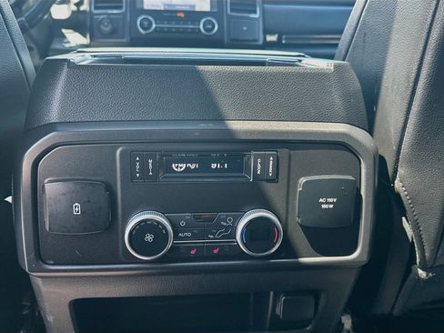 Used 2020 Ford Expedition Limited w/ Equipment Group 303A AWD/4WD image 27