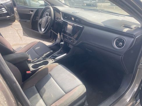 Used 2019 Toyota Corolla LE FWD image 74
