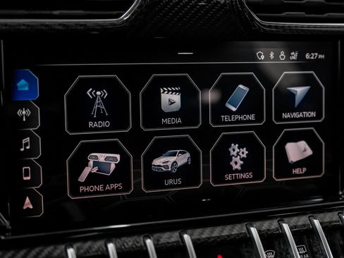 Used 2020 Lamborghini Urus image 39