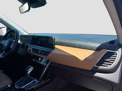 Certified 2025 Kia Seltos EX w/ EX Sunroof Package FWD image 33