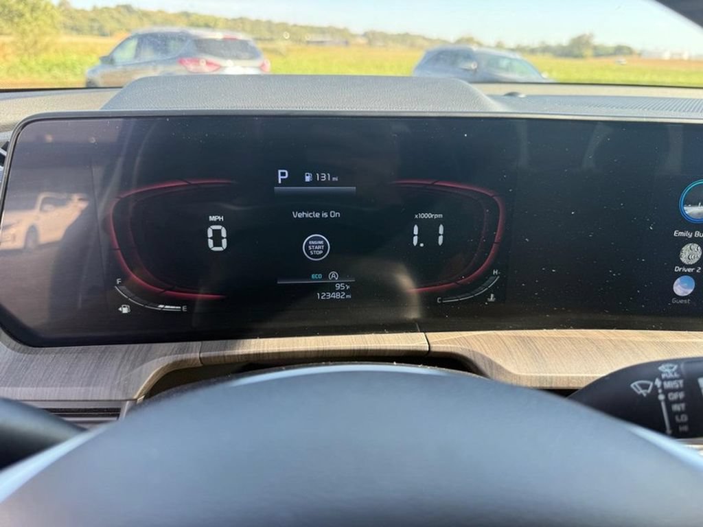 Used 2023 Kia Telluride EX FWD image 29