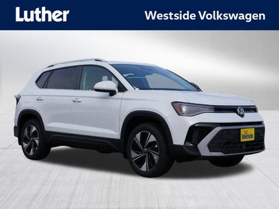 New 2025 Volkswagen Taos SE