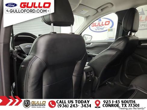 Used 2023 Ford Escape SE image 15