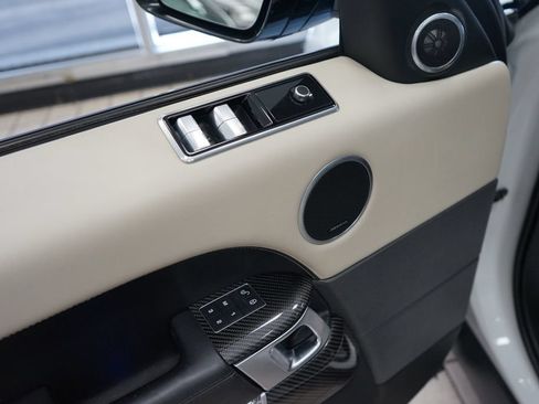 Used 2019 Land Rover Range Rover Sport HST AWD/4WD image 32