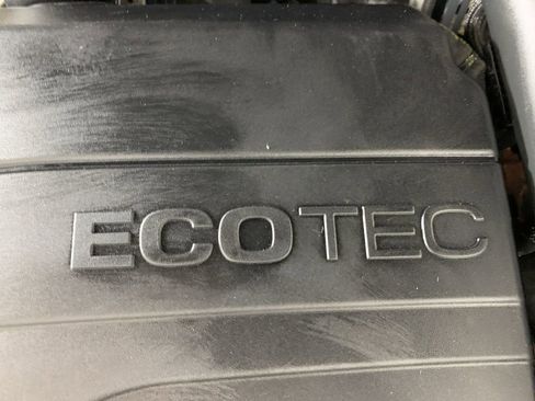 Used 2025 Chevrolet Equinox LT image 39