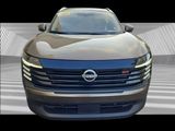 Used 2025 Nissan Kicks SR image 4
