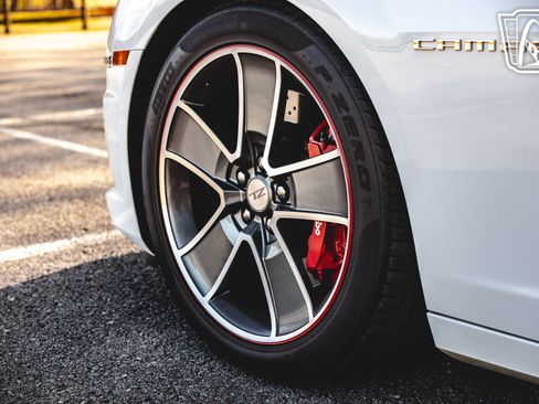 Used 2010 Chevrolet Camaro SS w/ RS Package image 36