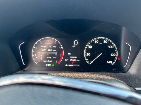 Used 2025 Honda Pilot EX-L image 17