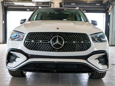 New 2026 Mercedes-Benz GLE 580 4MATIC image 2