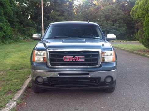 Used 2009 GMC Sierra 1500 SLE w/ Power Pack Plus AWD/4WD image 17