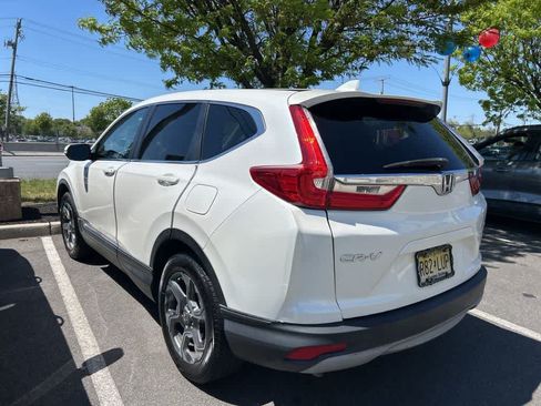 Used 2018 Honda CR-V EX image 2