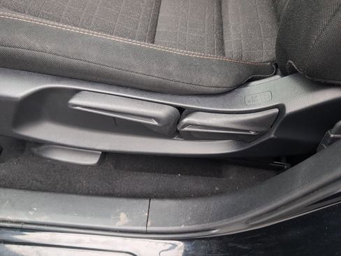 Certified 2025 Honda HR-V Sport image 21