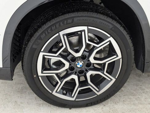 Used 2025 BMW X1 xDrive28i w/ Convenience Package image 11