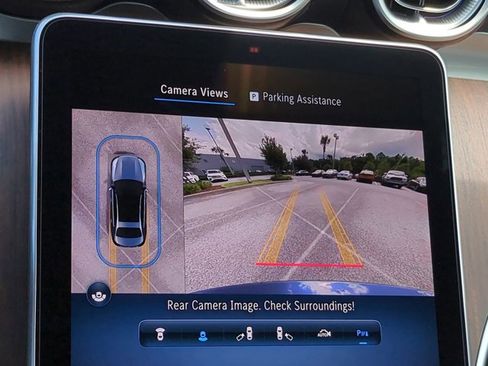 Used 2025 Mercedes-Benz C 300 Sedan image 20