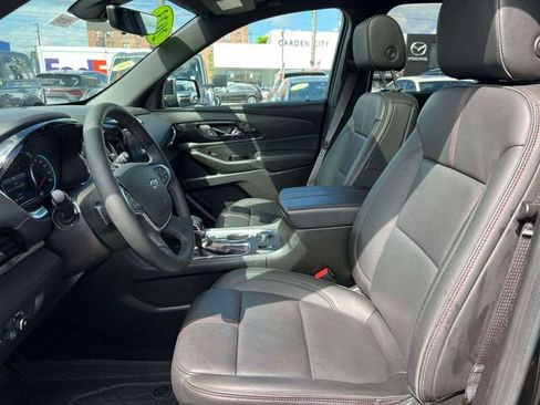 Certified 2023 Chevrolet Traverse RS AWD/4WD image 17