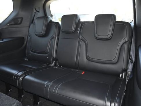 Used 2025 Nissan Armada PRO-4X image 28