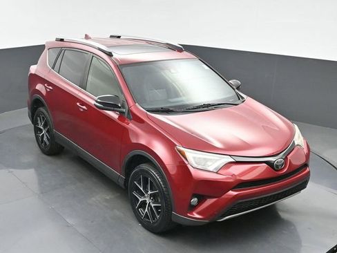 Used 2018 Toyota RAV4 SE w/ Power Extra Value Package FWD image 37