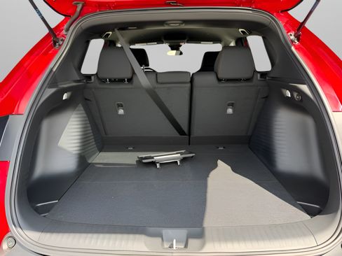 Certified 2026 Honda HR-V Sport image 26