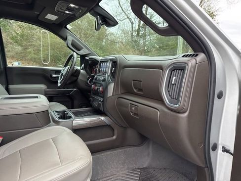 Used 2022 Chevrolet Silverado 1500 LTZ w/ LTZ Premium Package image 27