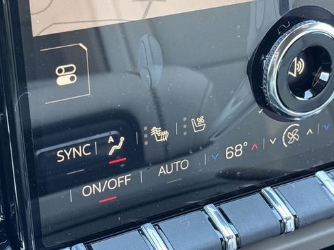 New 2026 GMC Yukon Denali w/ Sun & Power Step Package AWD/4WD image 23