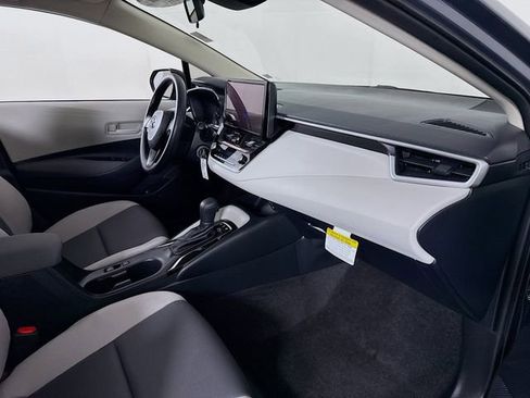 Certified 2025 Toyota Corolla LE image 26