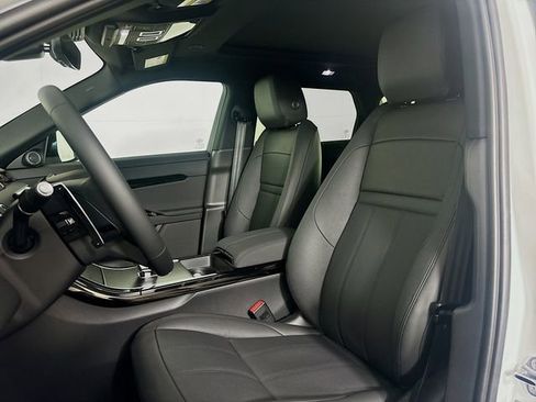 Used 2026 Land Rover Range Rover Evoque Dynamic SE image 22