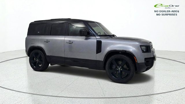 Used 2022 Land Rover Defender 110 X-Dynamic SE AWD/4WD image 10