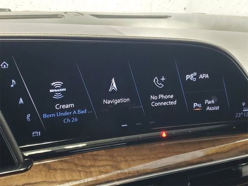 Used 2021 Cadillac Escalade Premium Luxury Platinum image 22