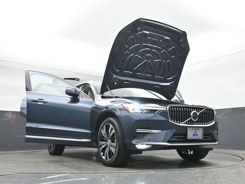 Used 2023 Volvo XC60 B5 Plus w/ Climate Package AWD/4WD image 55