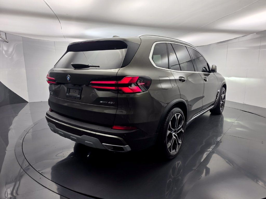 Used 2024 BMW X5 sDrive40i w/ Premium Package RWD image 6