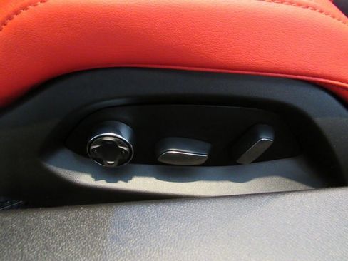 Used 2024 Chevrolet Corvette Z06 image 13