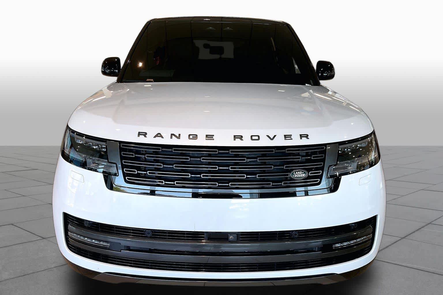 Used 2024 Land Rover Range Rover Long Wheelbase Autobiography AWD/4WD image 4
