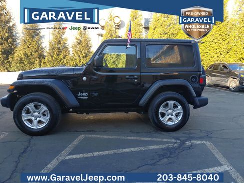 Used 2019 Jeep Wrangler Sport image 33