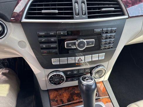 Used 2012 Mercedes-Benz C 250 Sedan image 8