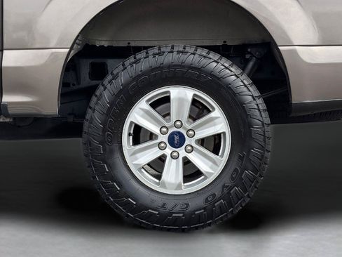 Used 2018 Ford F150 XLT w/ Trailer Tow Package AWD/4WD image 11