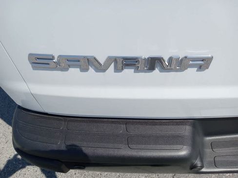 Used 2026 GMC Savana 2500 Extended w/ Driver Convenience Package RWD image 13