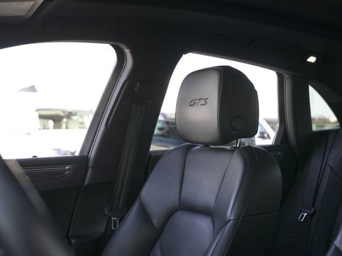 Used 2023 Porsche Macan GTS w/ Premium Package Plus AWD/4WD image 29