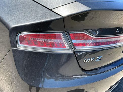 Used 2017 Lincoln MKZ Reserve image 28