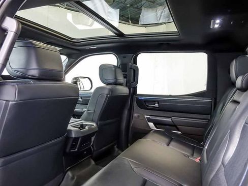 Used 2022 Toyota Tundra Platinum AWD/4WD image 16